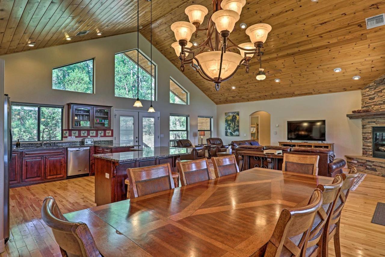 Serene Lakeside Cabin With Decks And Edler Lake Views! ไพน์ท็อป-เลคไซด์ ภายนอก รูปภาพ