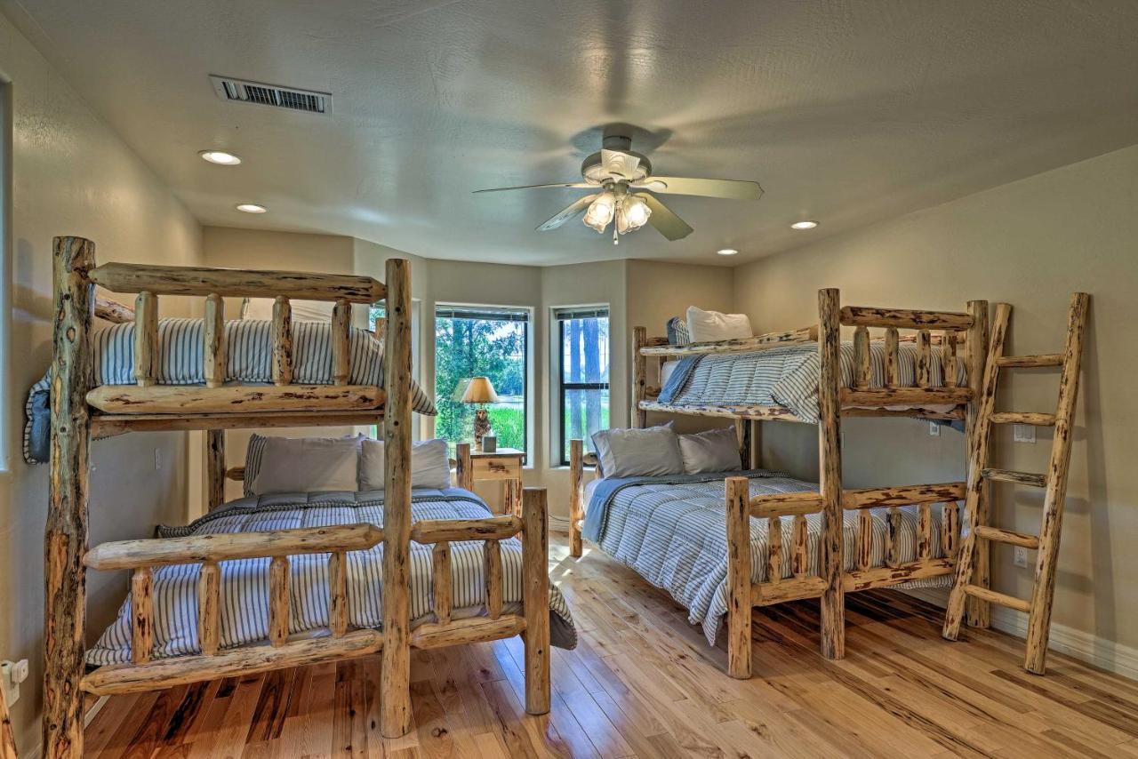 Serene Lakeside Cabin With Decks And Edler Lake Views! ไพน์ท็อป-เลคไซด์ ภายนอก รูปภาพ