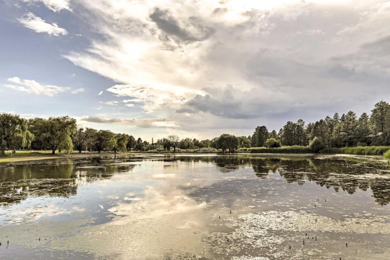 Serene Lakeside Cabin With Decks And Edler Lake Views! ไพน์ท็อป-เลคไซด์ ภายนอก รูปภาพ